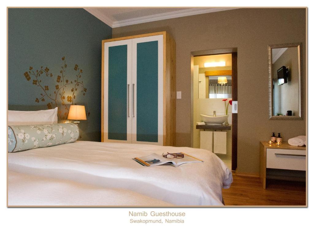 Namib Guesthouse Суакопмунд Екстериор снимка