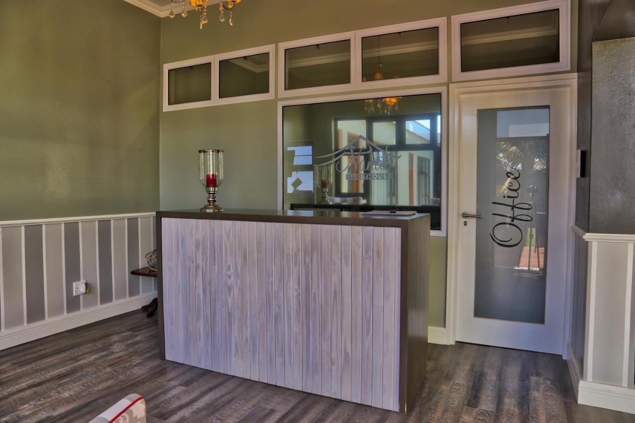 Namib Guesthouse Суакопмунд Екстериор снимка
