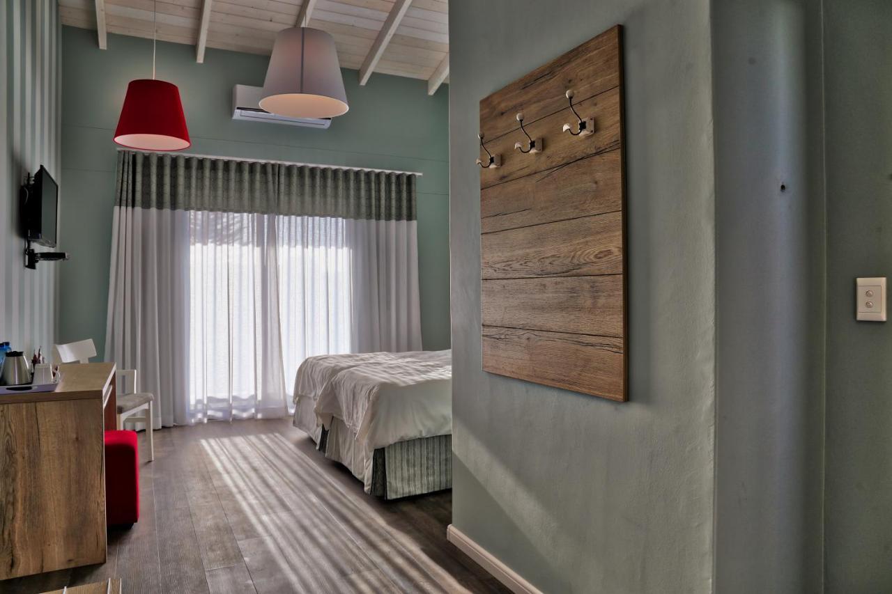 Namib Guesthouse Суакопмунд Екстериор снимка